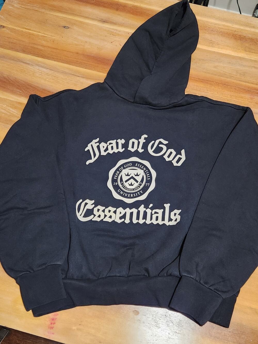 Fear of God Essentials Heavy Fleece Shrunken Hoodie Black Size M